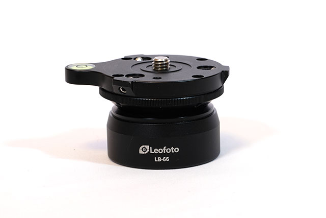 Leofoto レベリングベースLB-60NとRRS LEVELING BASE TA-U-LB - 写真を